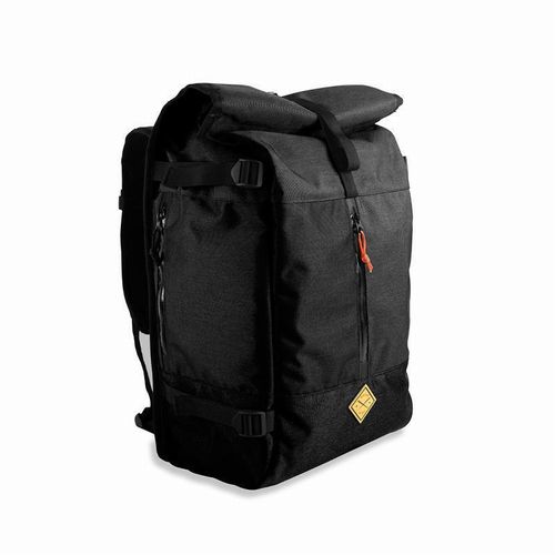 LARGE COMMUTE BACKPACK<h6>ラージコミュートバックパック</h6>